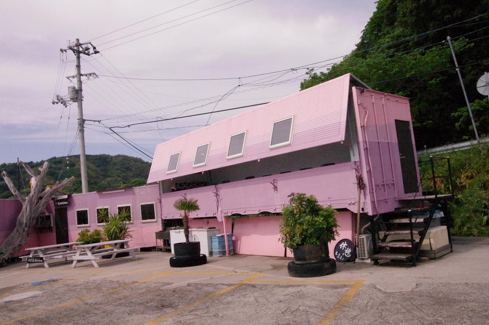 千代丸コンテナハウス Hotel Uwajima Buitenkant foto